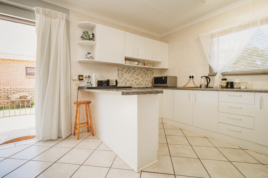 2 Bedroom Property for Sale in George East Western Cape